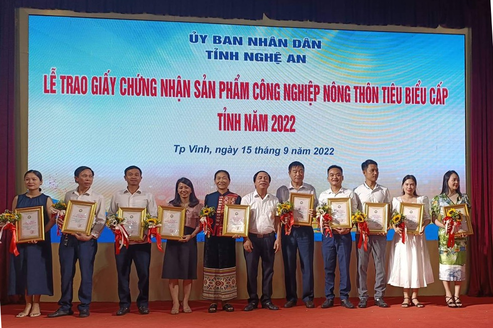 Nghệ An c&ocirc;ng nhận 25 sản phẩm c&ocirc;ng nghiệp n&ocirc;ng th&ocirc;n ti&ecirc;u biểu